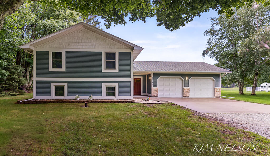 5280 Scenic Drive Property Photo 1