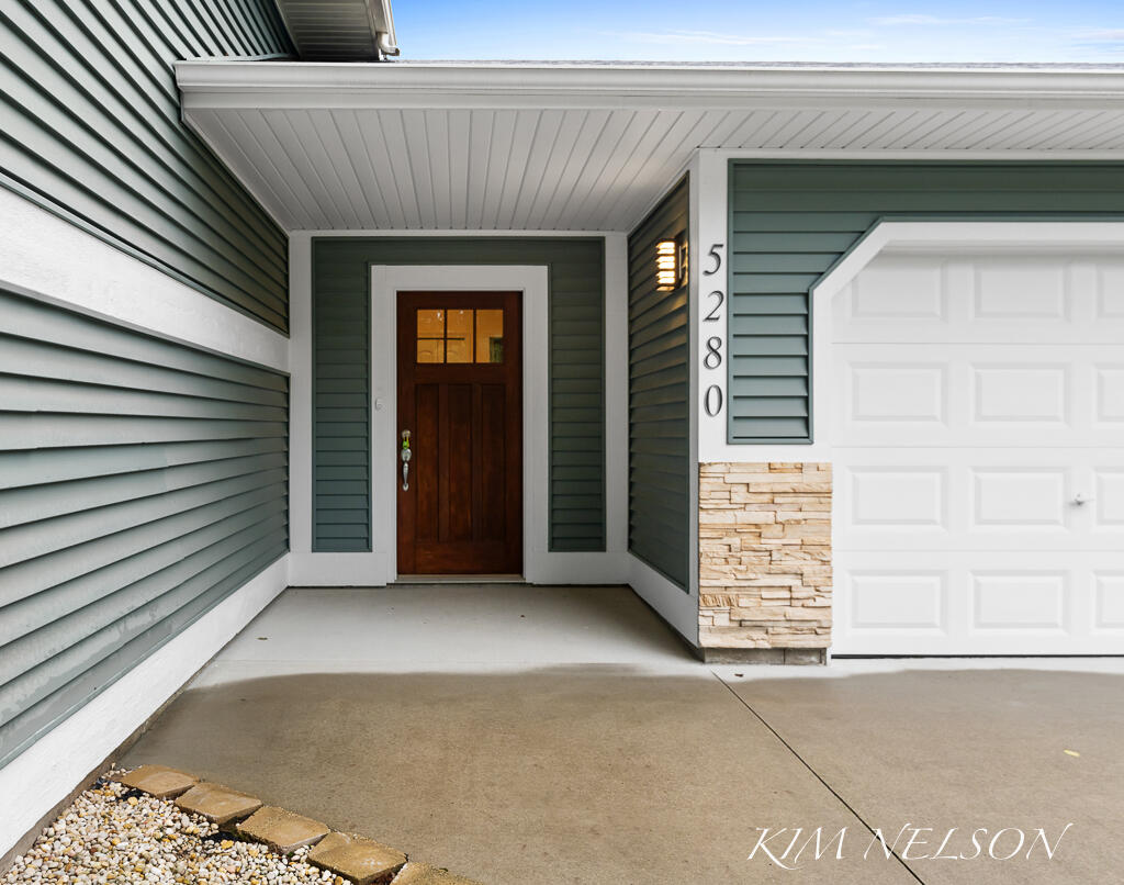 5280 Scenic Drive Property Photo 11