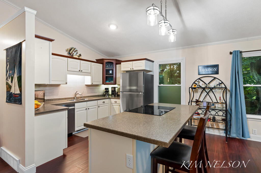 5280 Scenic Drive Property Photo 17