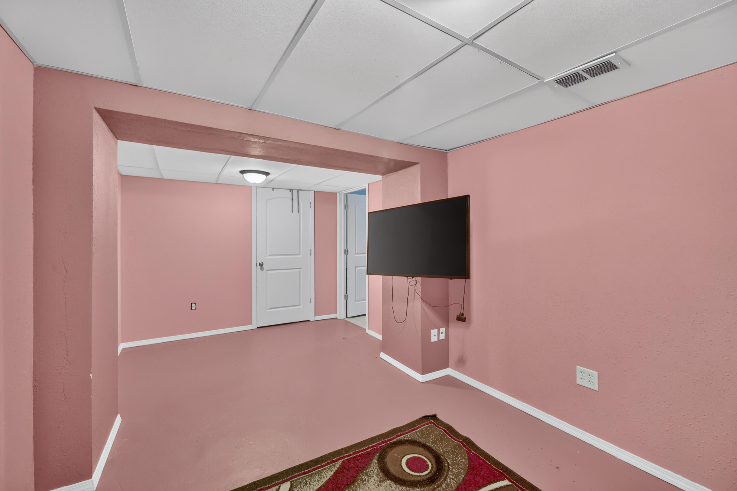 71 N Mason Avenue Property Photo 17