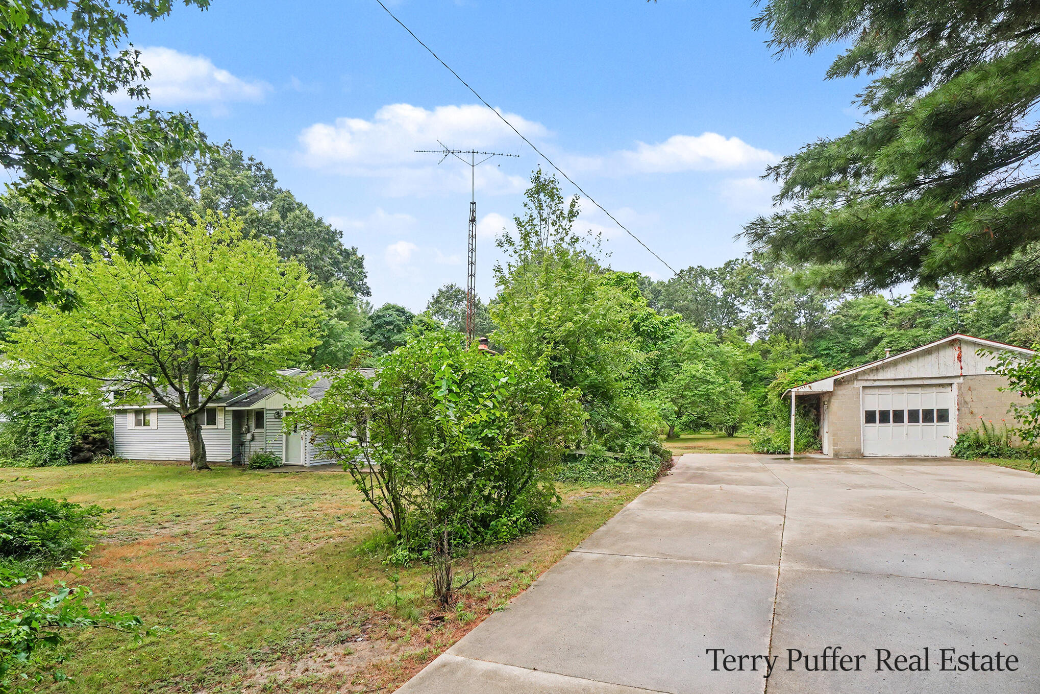 2325 Judson Road Property Photo 5