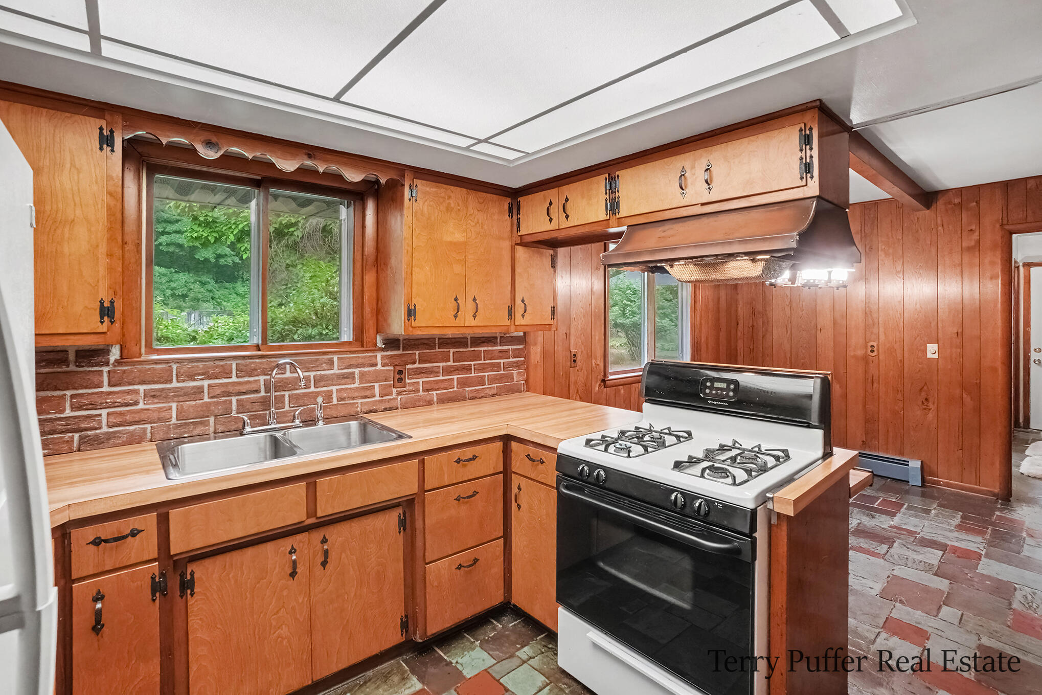 2325 Judson Road Property Photo 12
