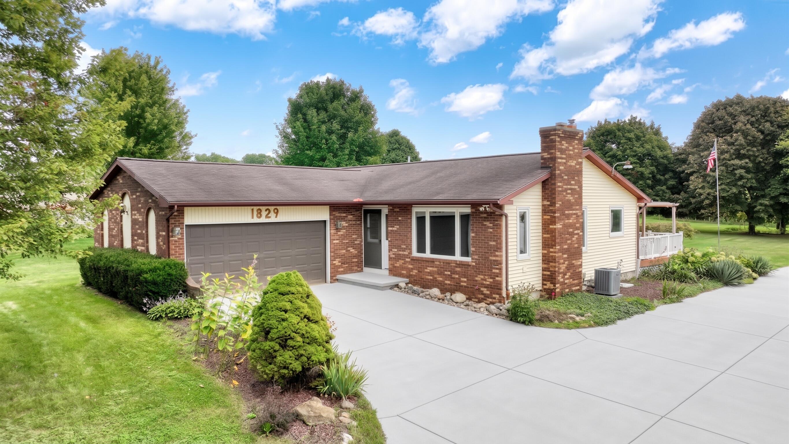 1829 N Sandstone Road Property Photo 1