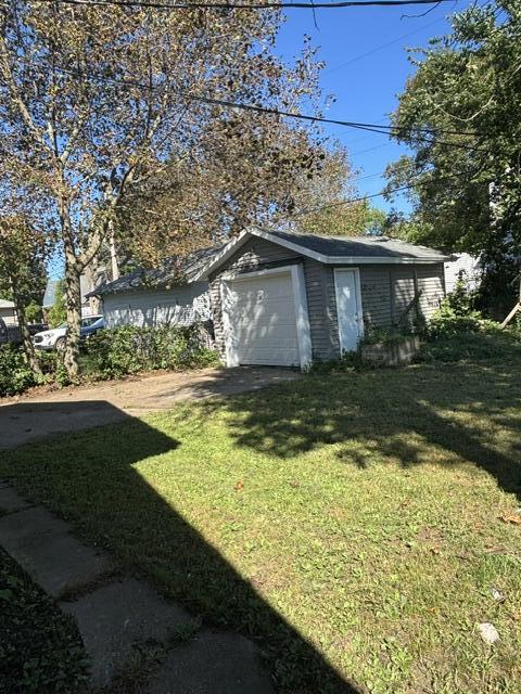 635 E Main Street Property Photo 6
