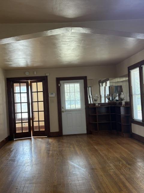 635 E Main Street Property Photo 11