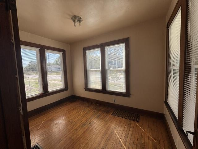 635 E Main Street Property Photo 12