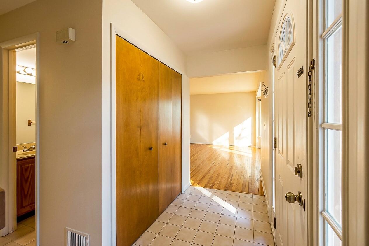 312 Burr Oak Drive Property Photo 11
