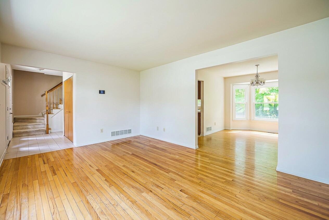 312 Burr Oak Drive Property Photo 13