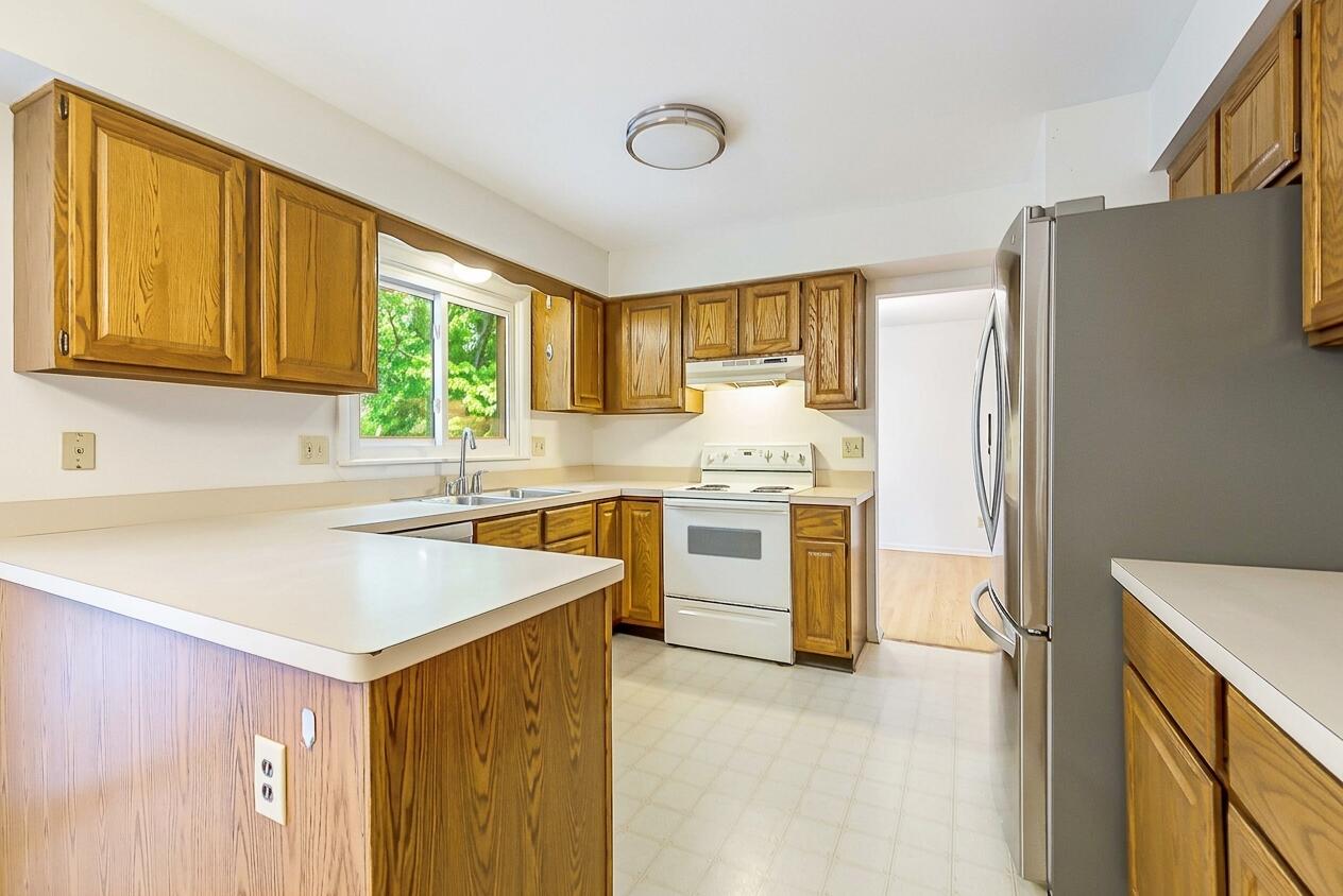 312 Burr Oak Drive Property Photo 18