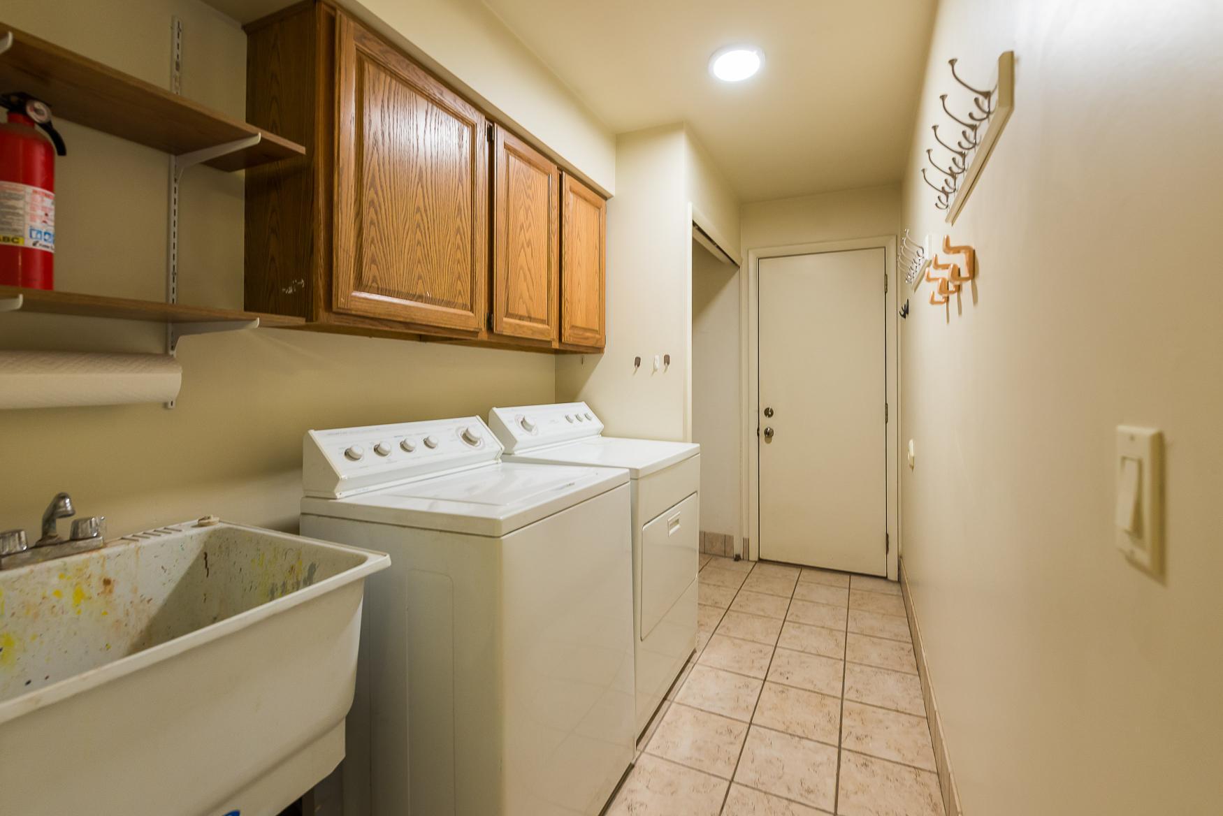 312 Burr Oak Drive Property Photo 24