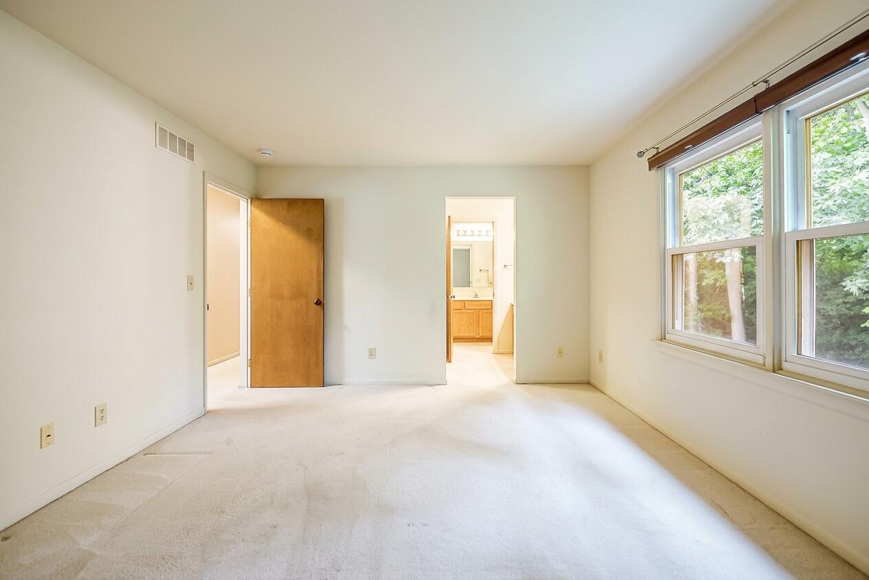 312 Burr Oak Drive Property Photo 34