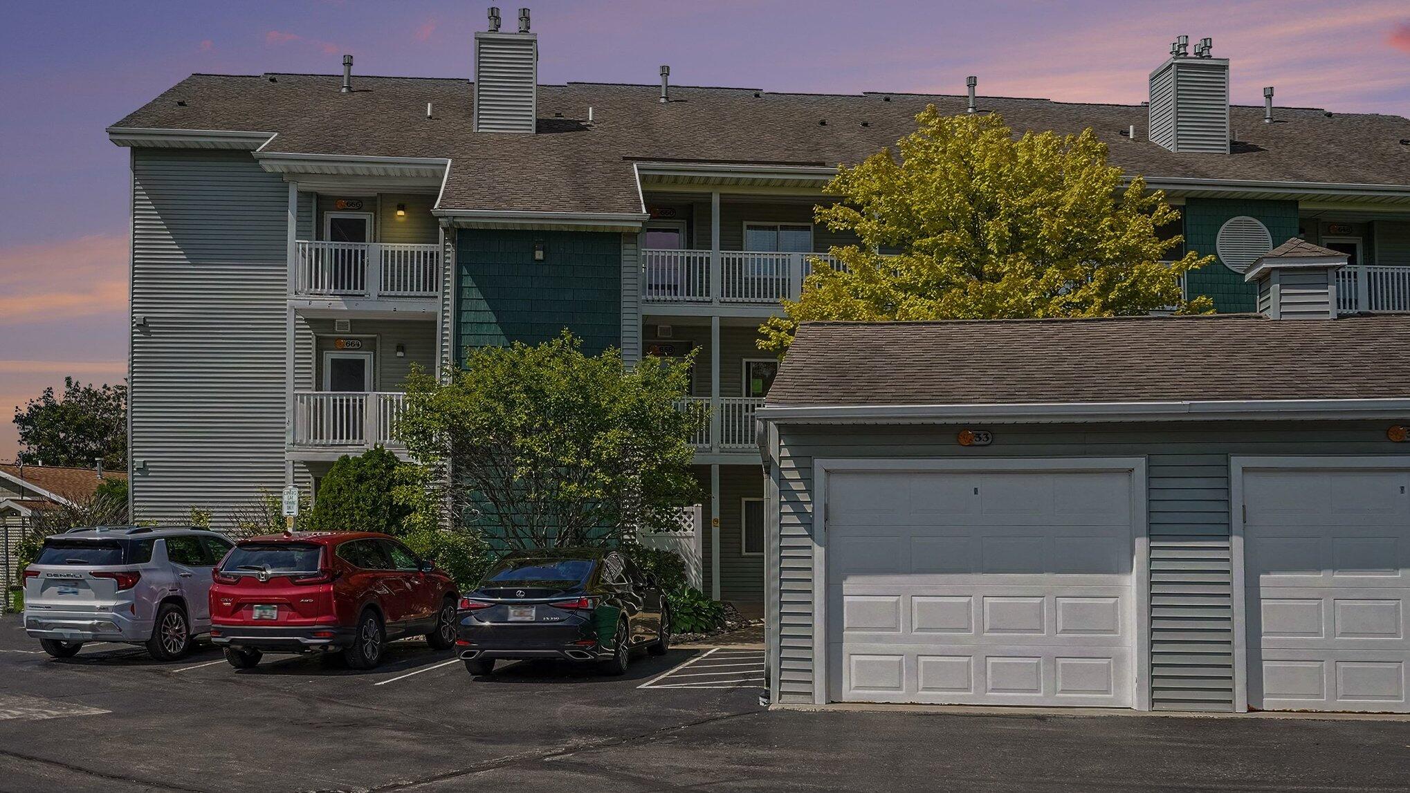 666 S Lake Street Property Photo 1