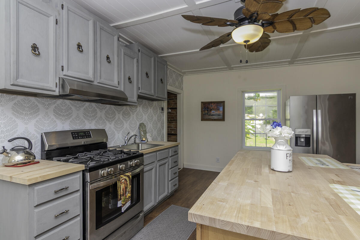 514 Kalamazoo Street Property Photo 6