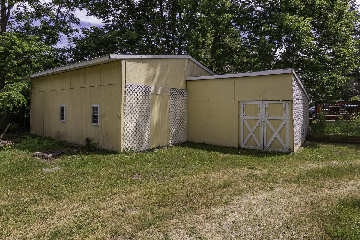 514 Kalamazoo Street Property Photo 16