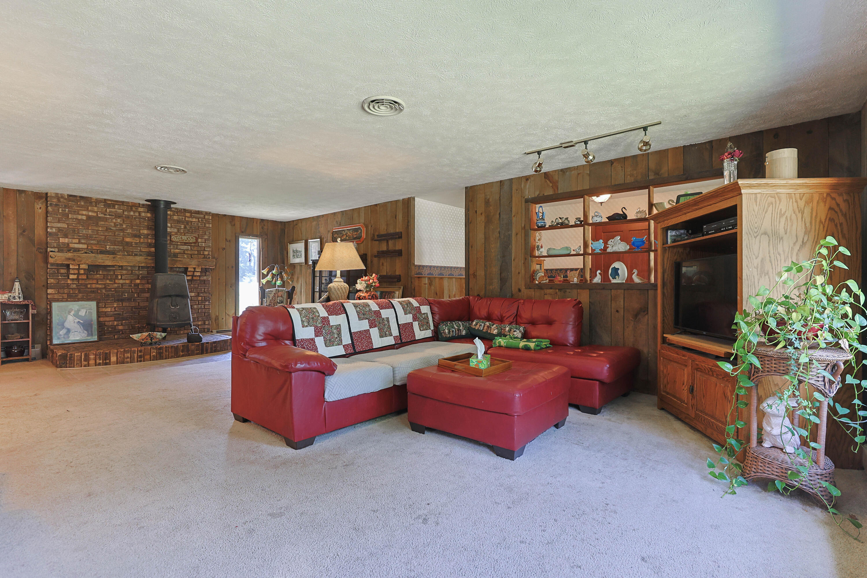 32925 Us-12 Property Photo 10