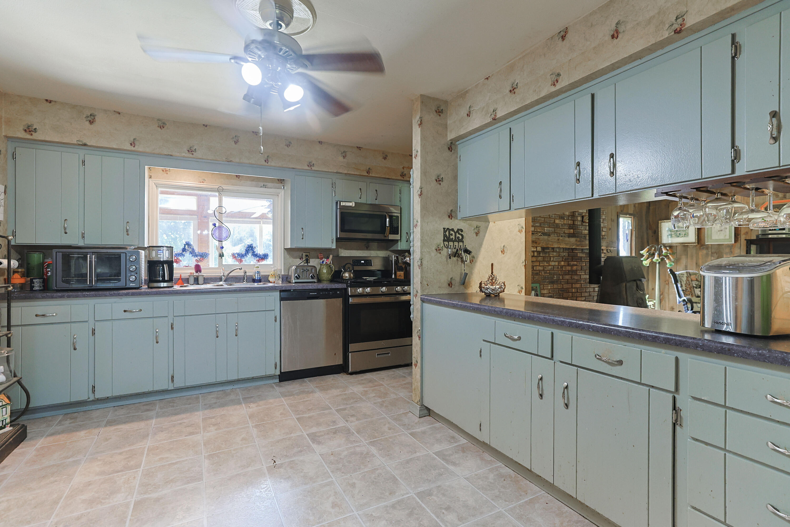32925 Us-12 Property Photo 16