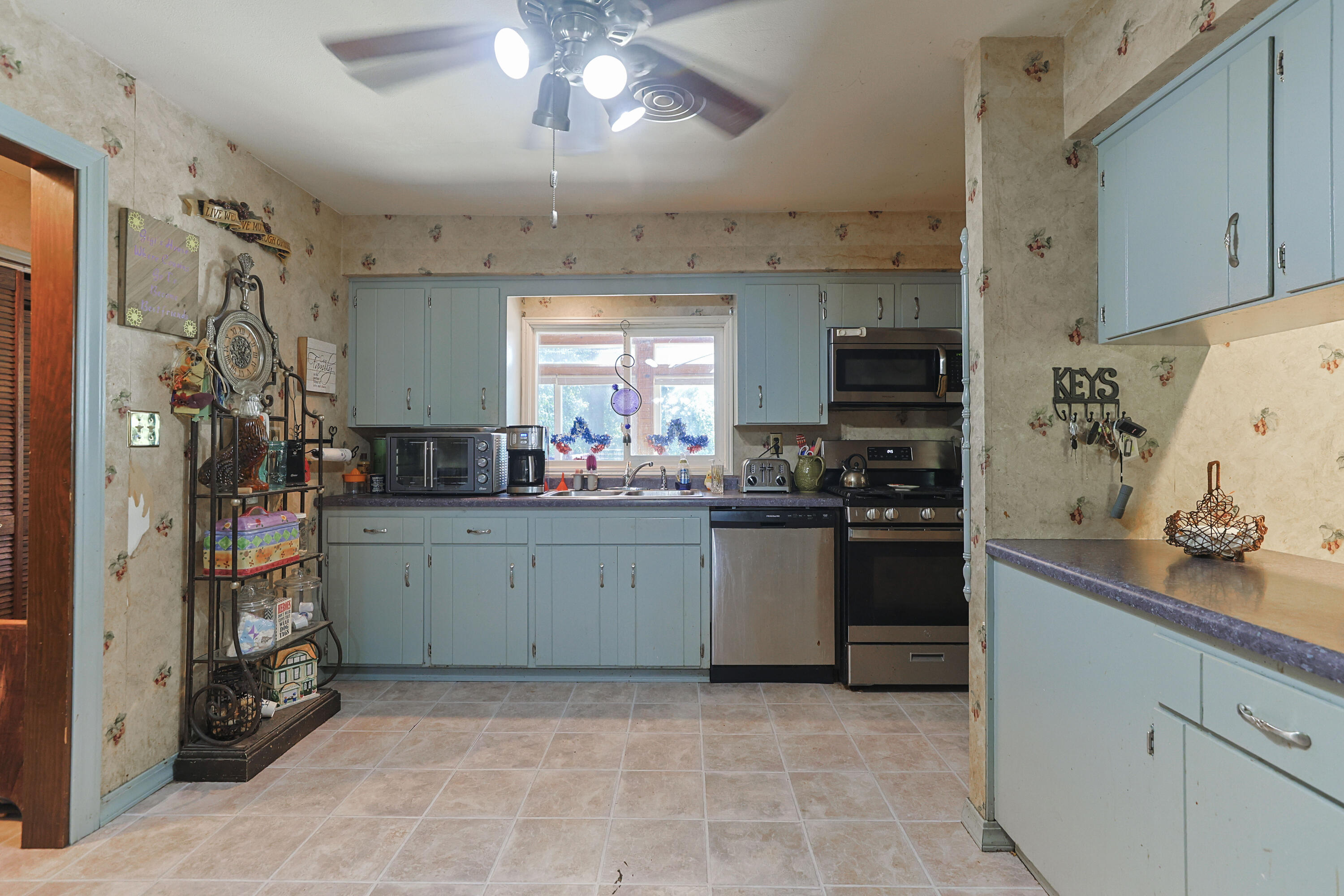 32925 Us-12 Property Photo 19