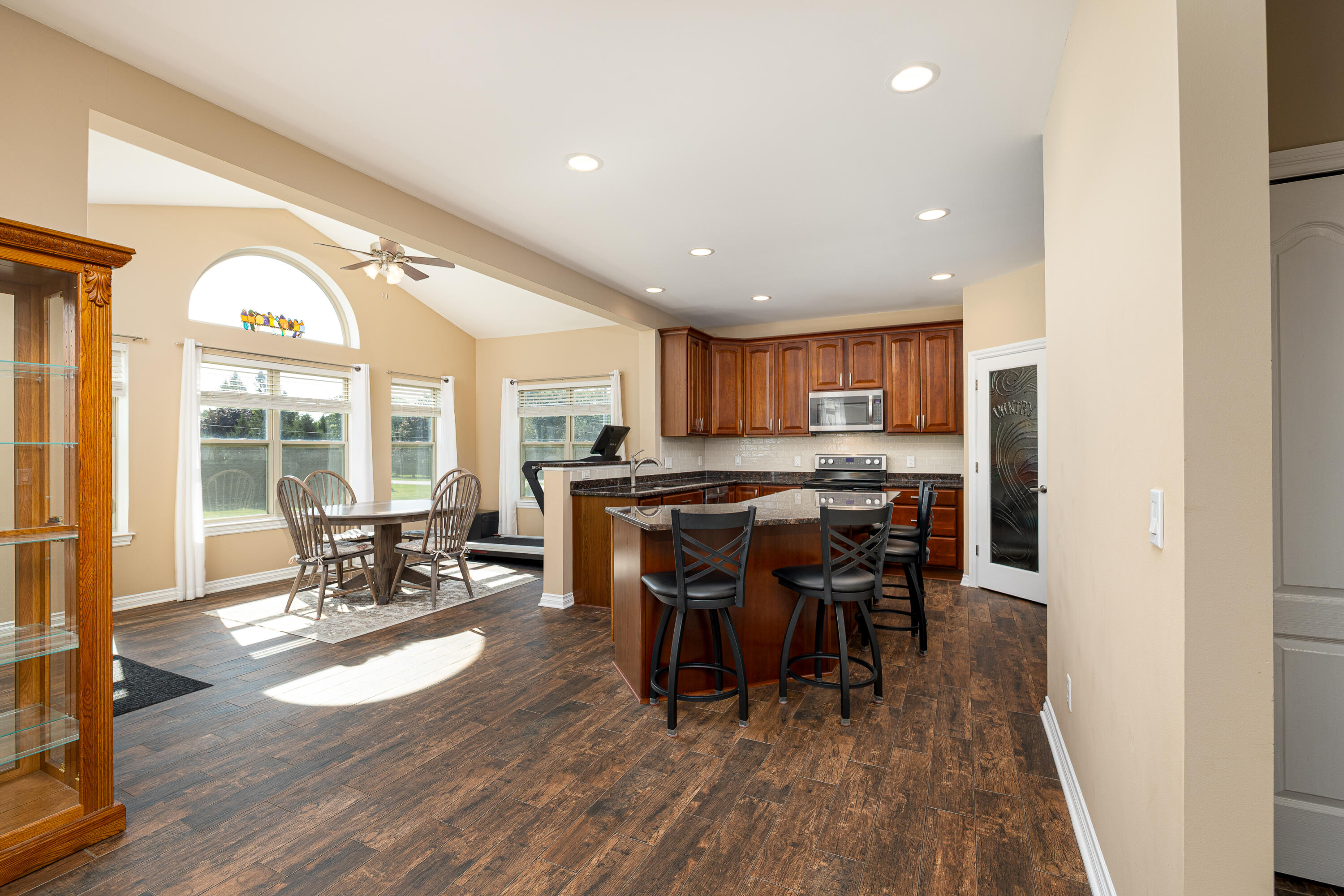 672 Meadow Hill Road Property Photo 12
