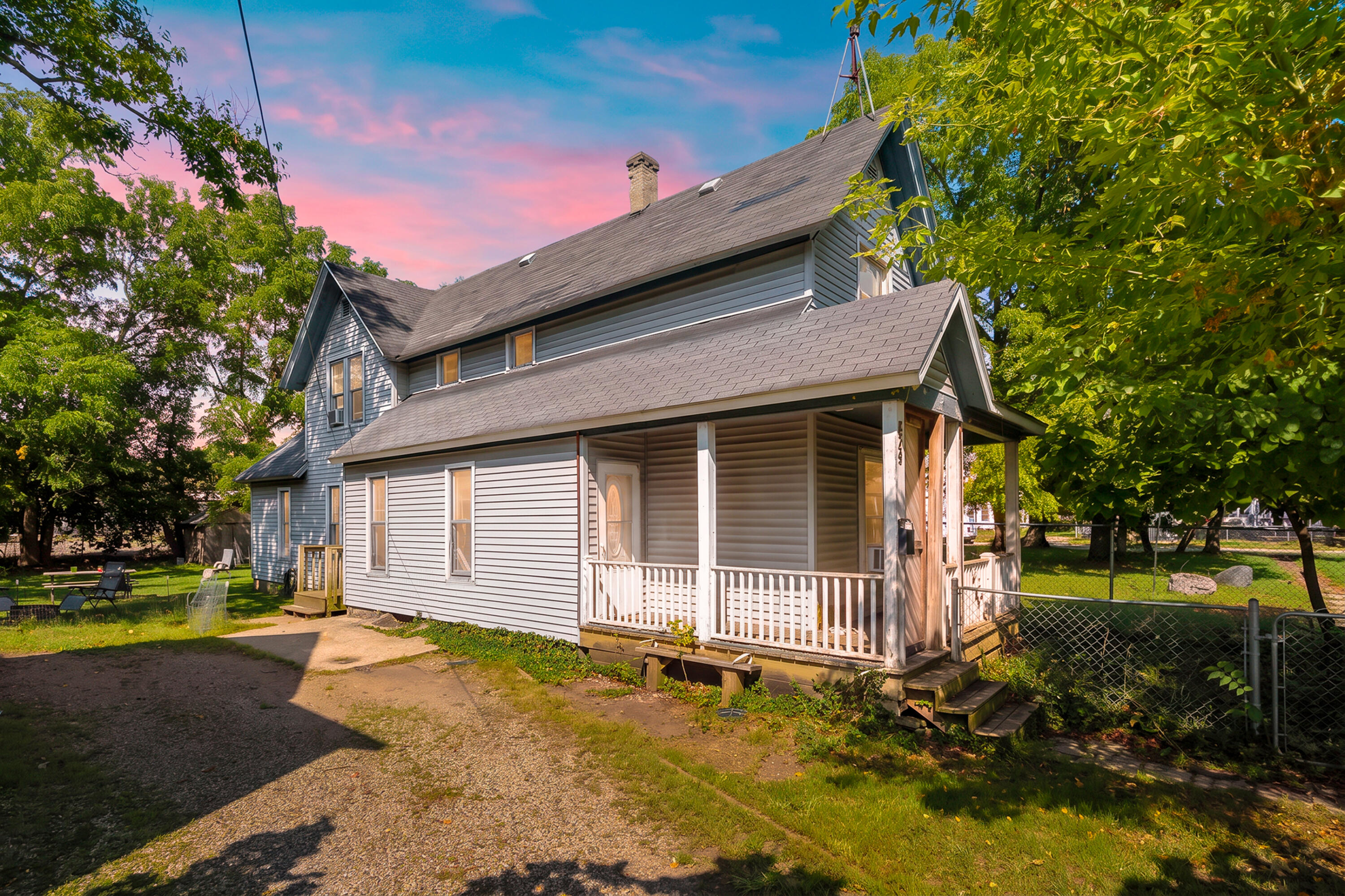 829 Simpson Street Property Photo 1