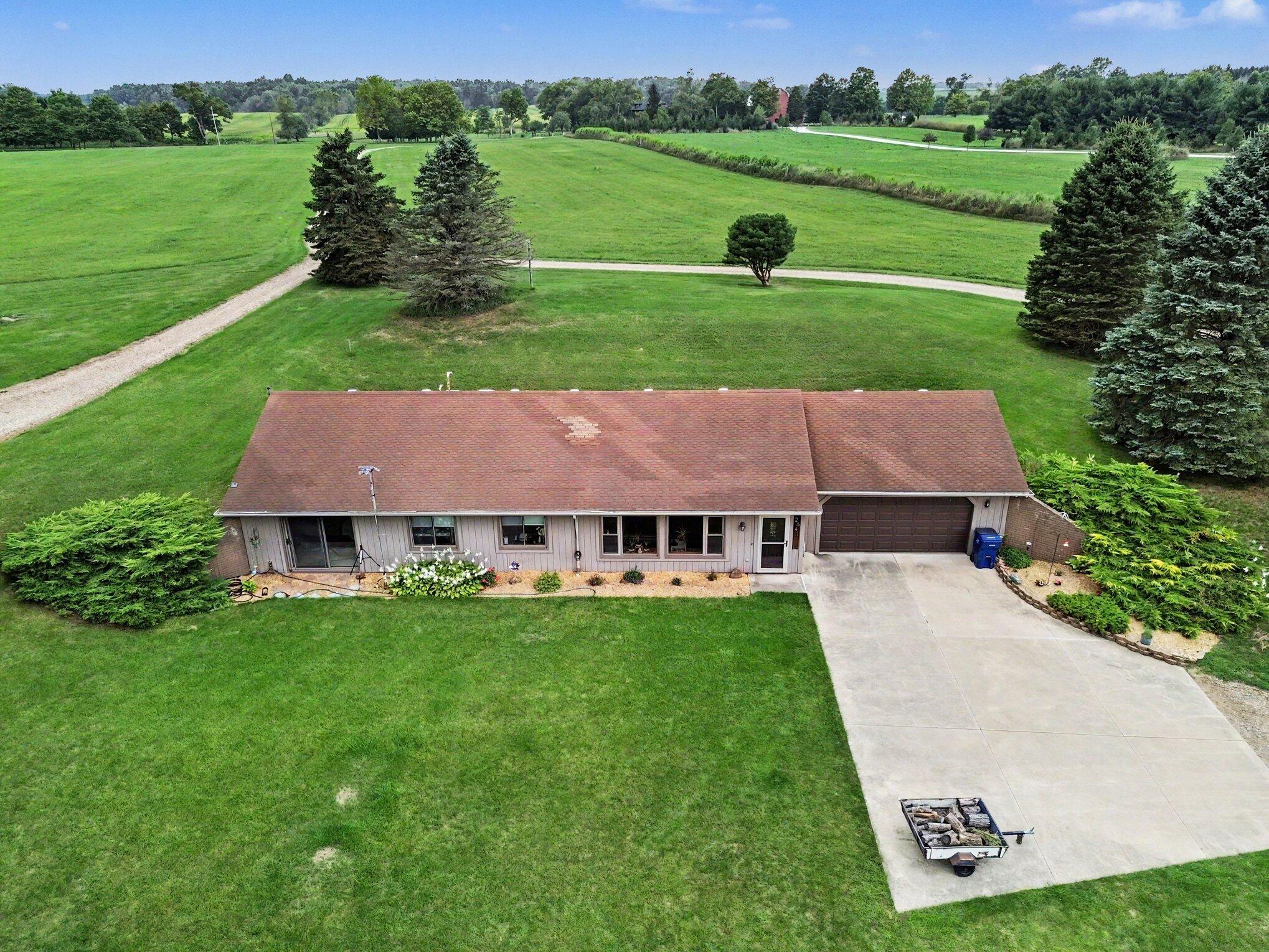 2541 Struthers Road Property Photo 23