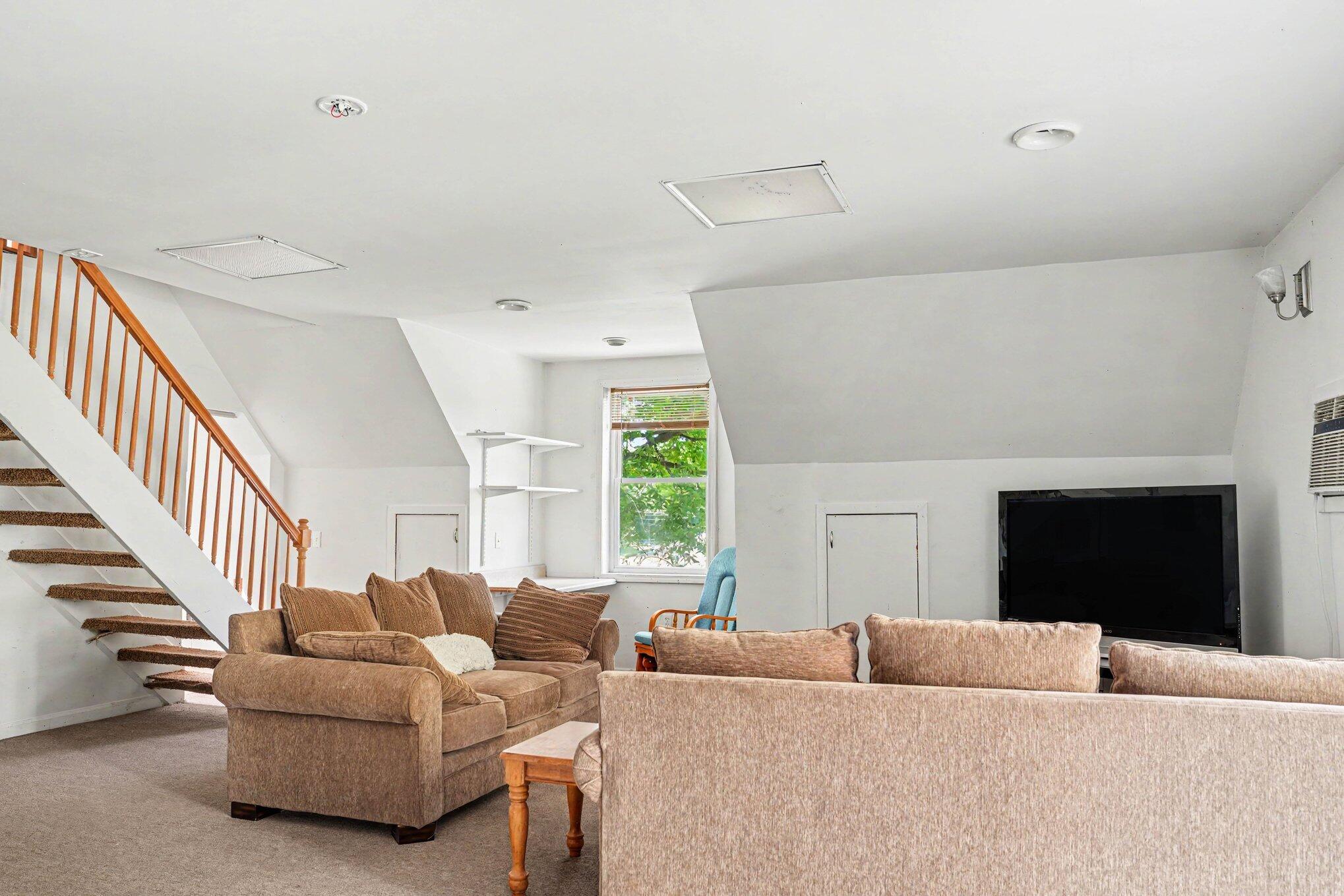 29102 Us-12 Property Photo 6