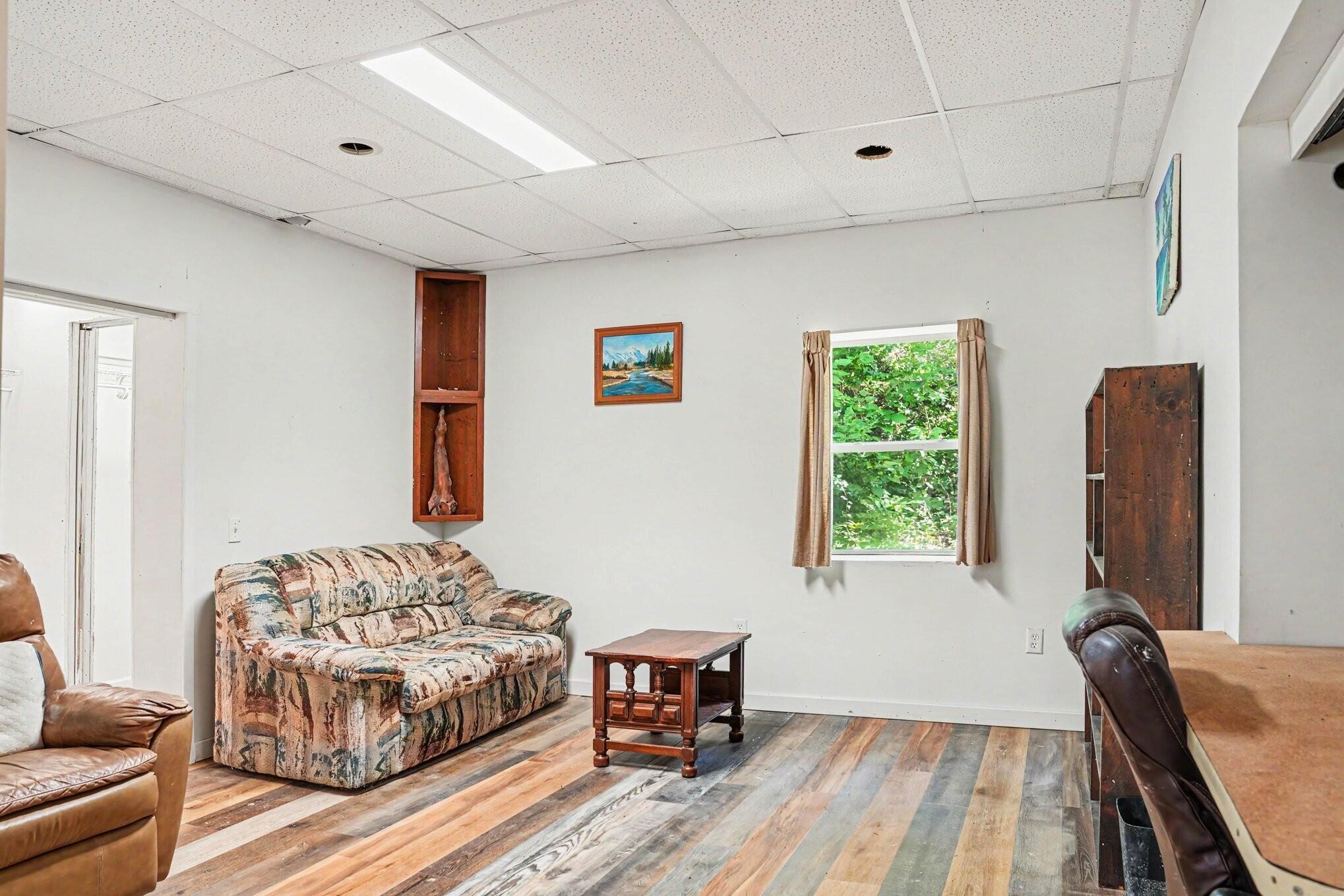 29102 Us-12 Property Photo 9