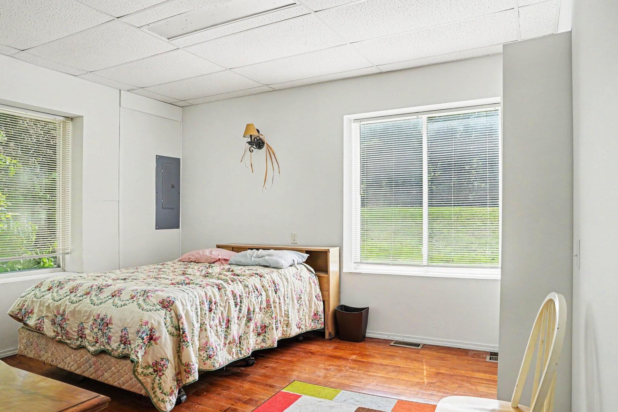 29102 Us-12 Property Photo 10
