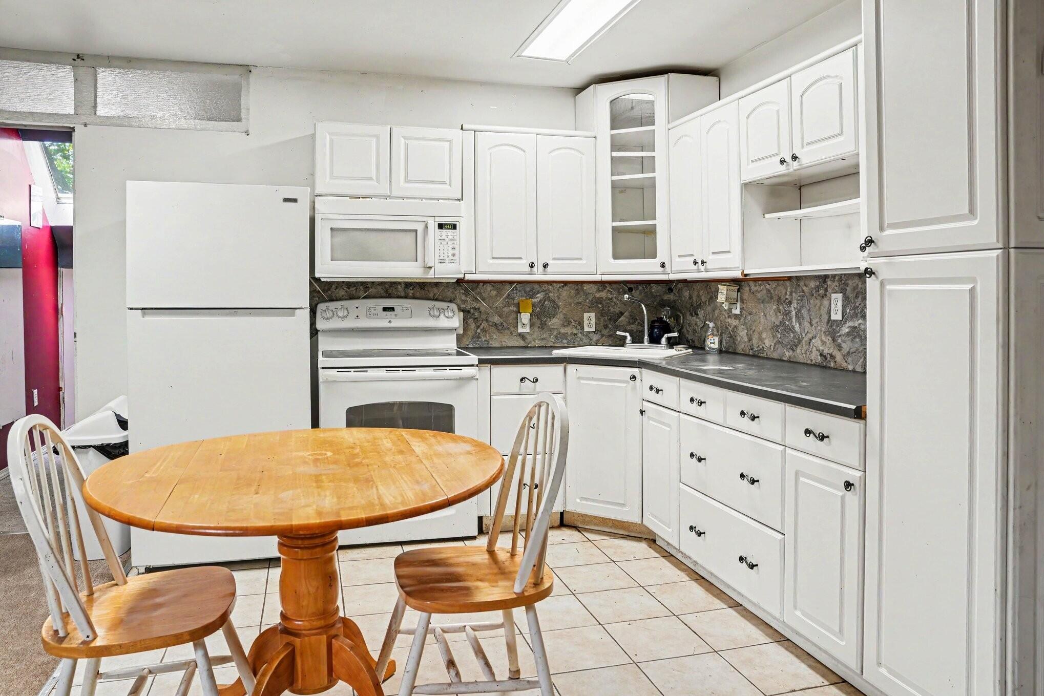 29102 Us-12 Property Photo 15