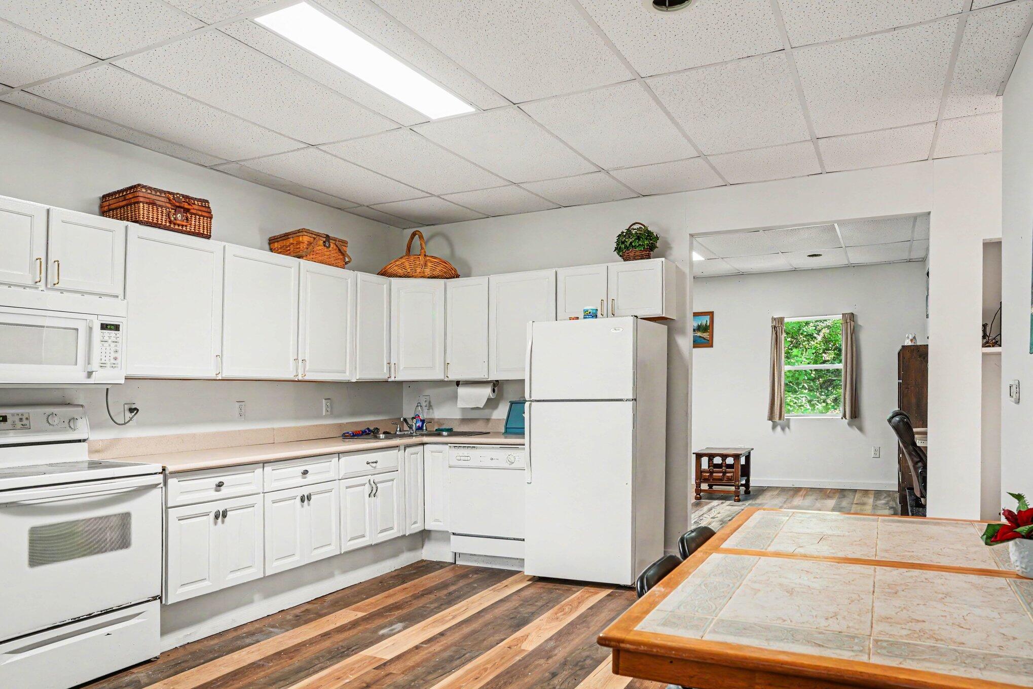 29102 Us-12 Property Photo 26