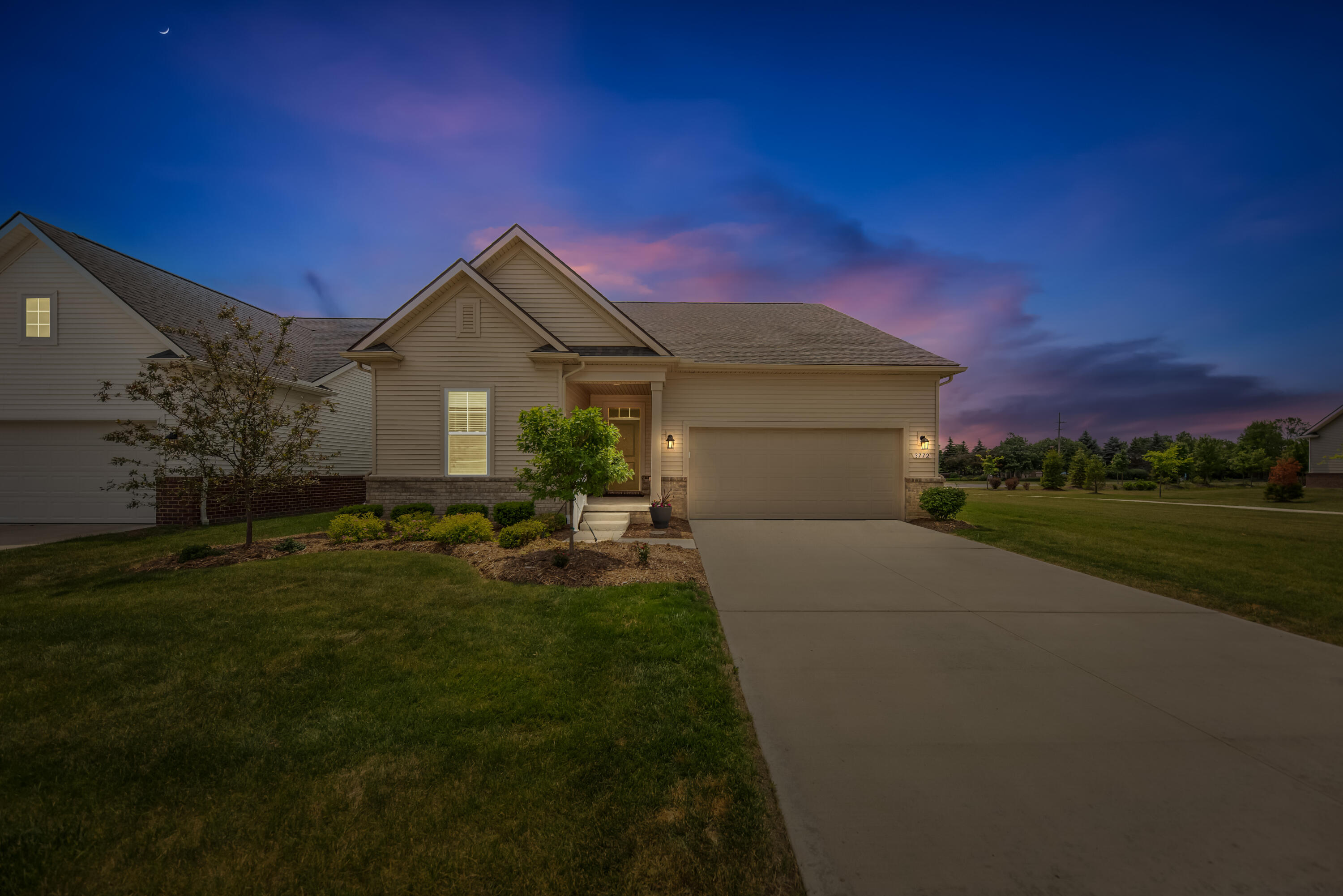 3772 Park Creek Lane Property Photo 1