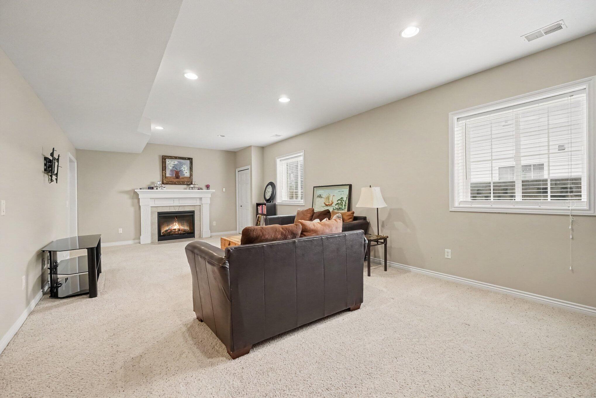 7875 Reindeer Street Property Photo 21
