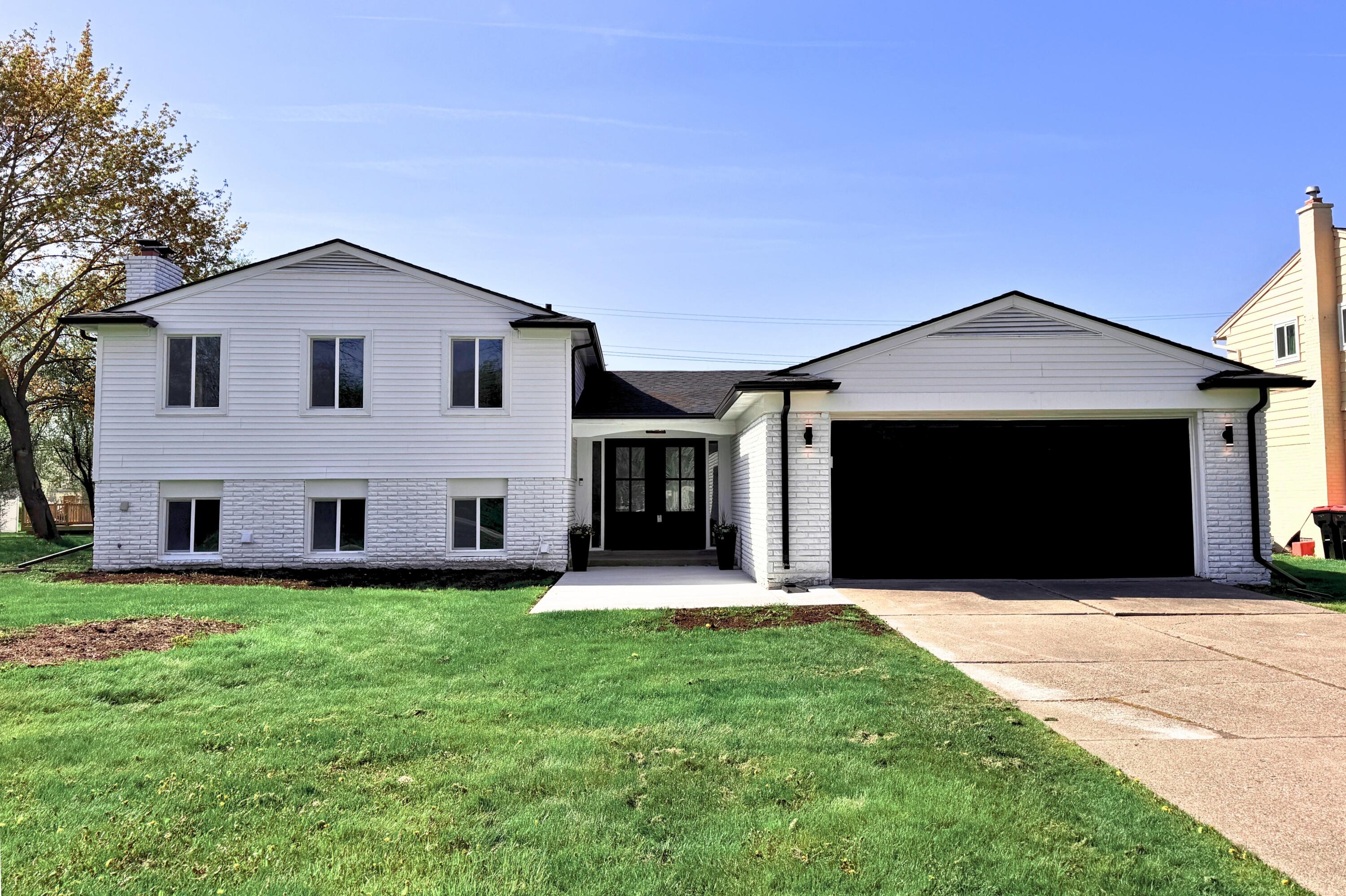 22589 Bell Brook Street Property Photo 1
