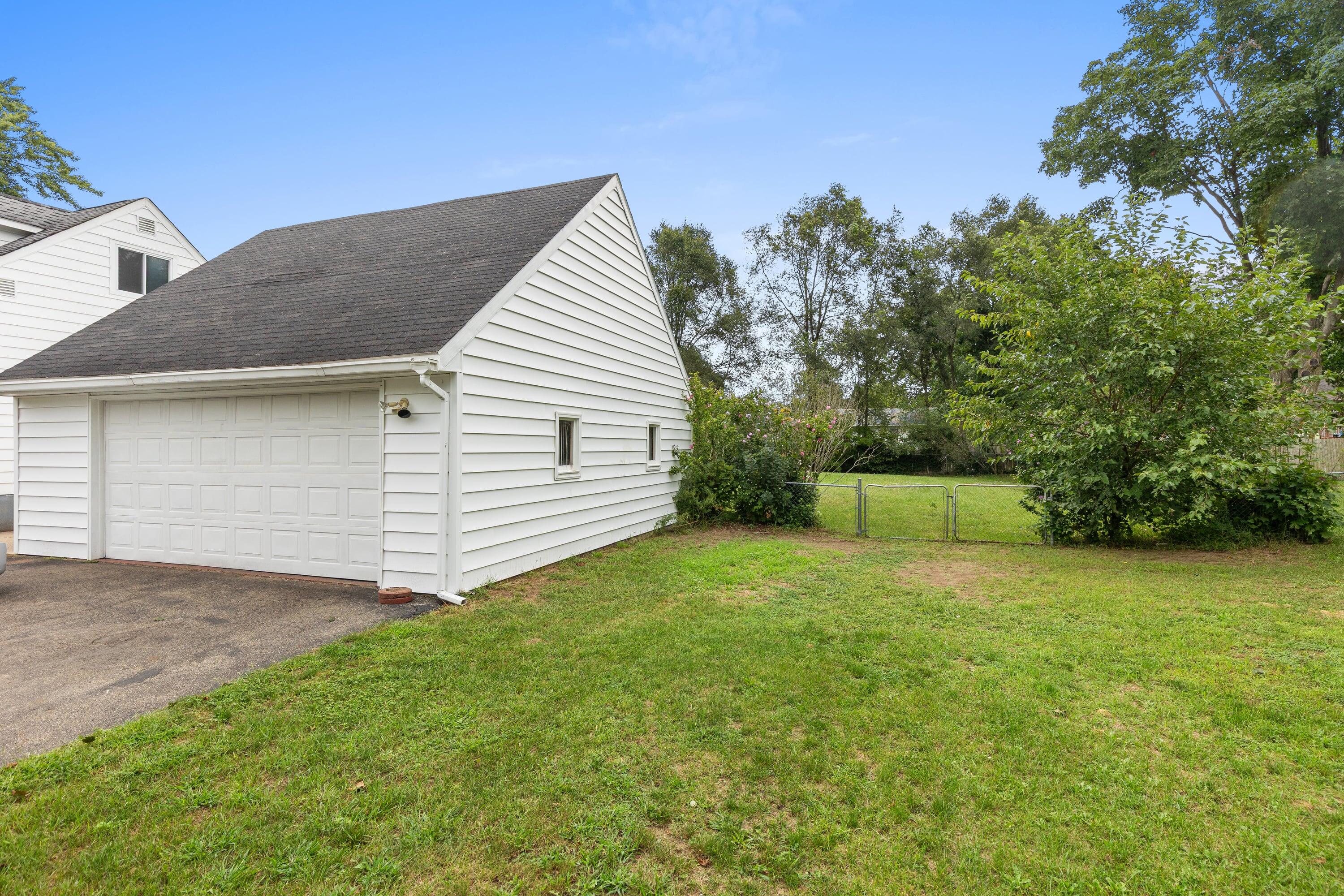 4121 Joan Drive Property Photo 3