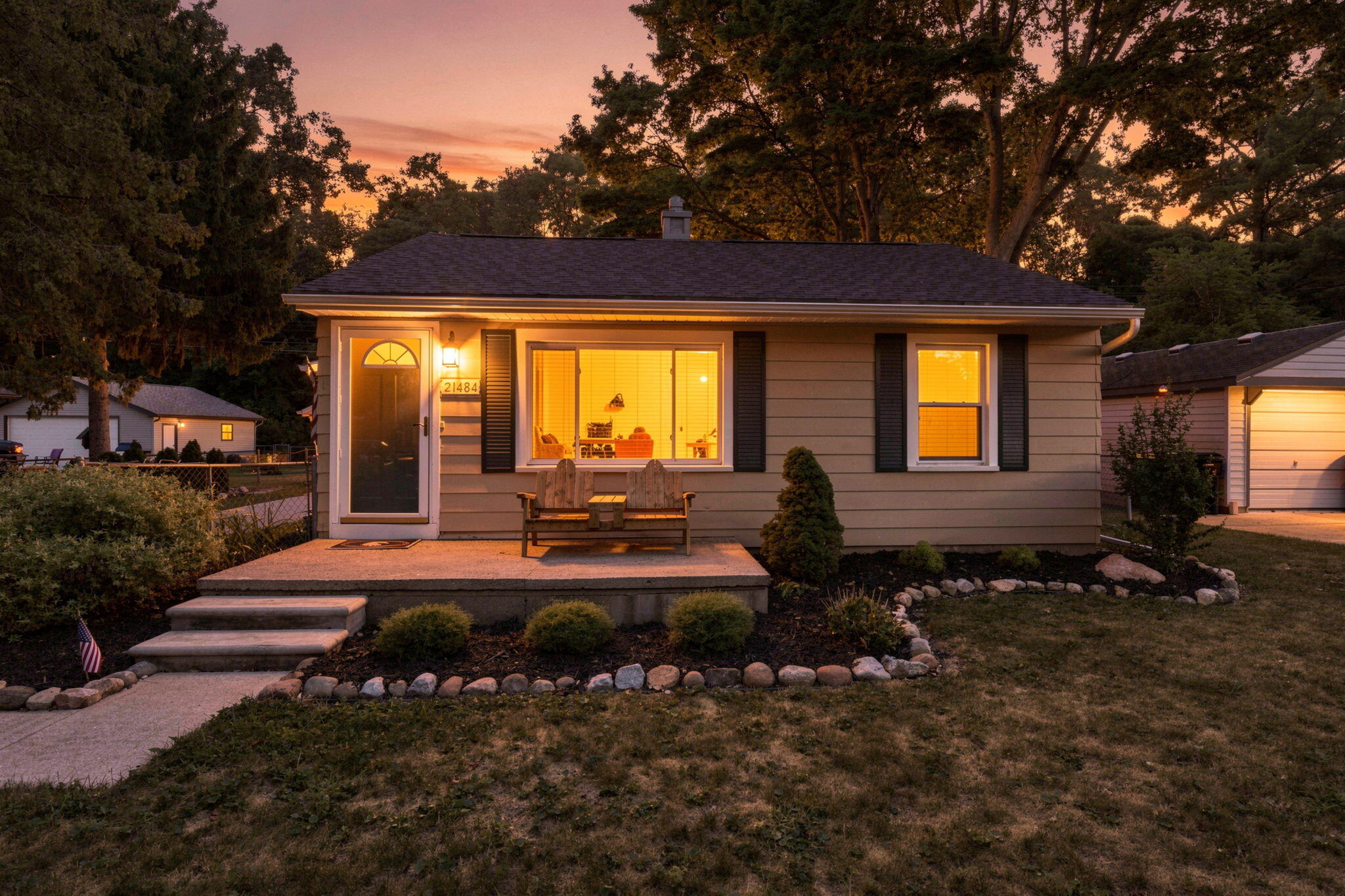 21484 Power Road Property Photo 4