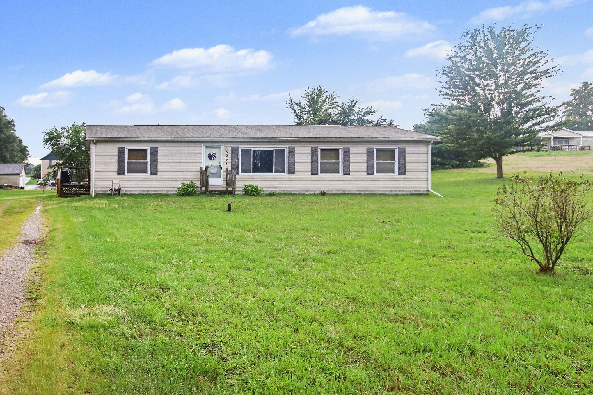 5264 Amy Drive Property Photo 4