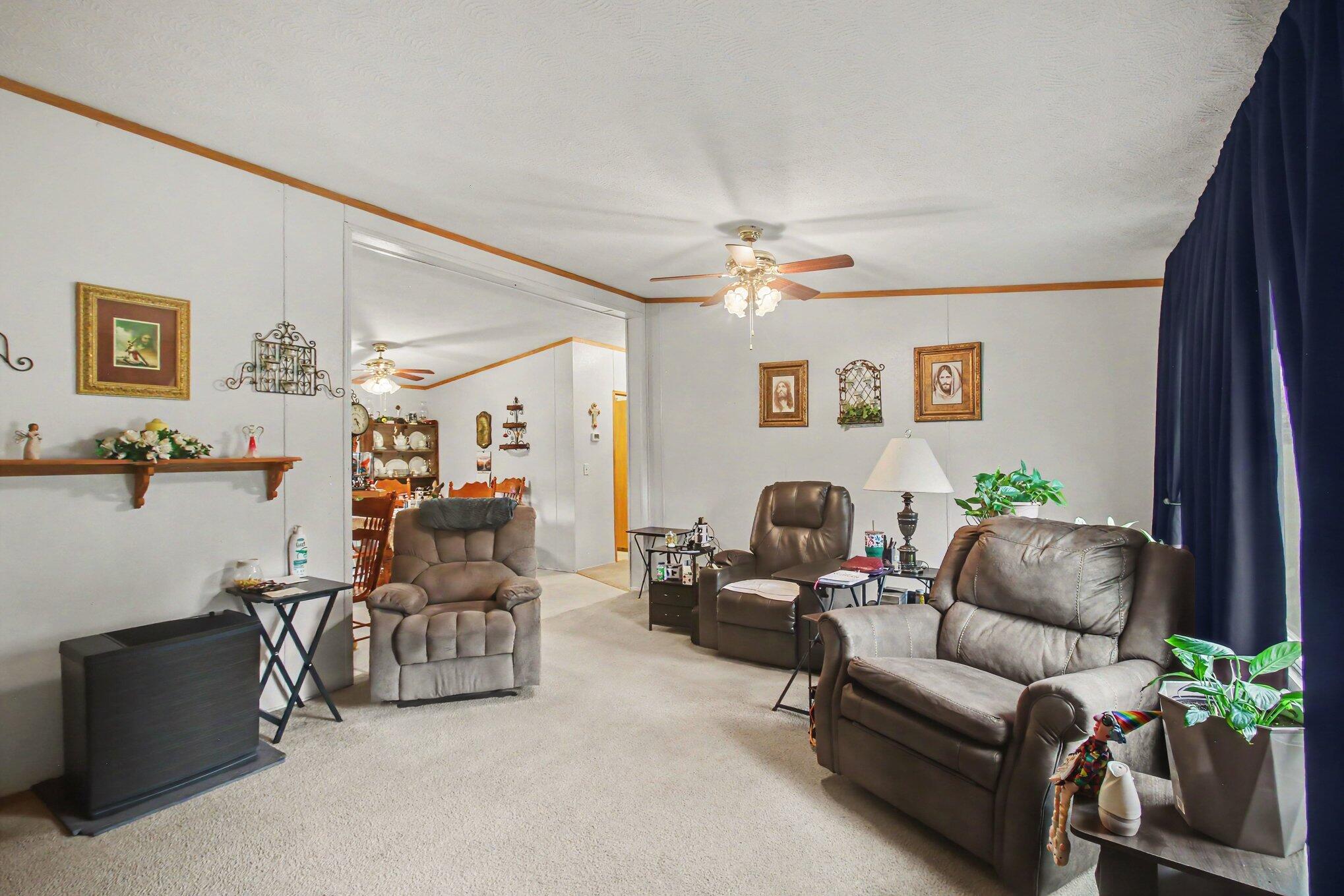 5264 Amy Drive Property Photo 5