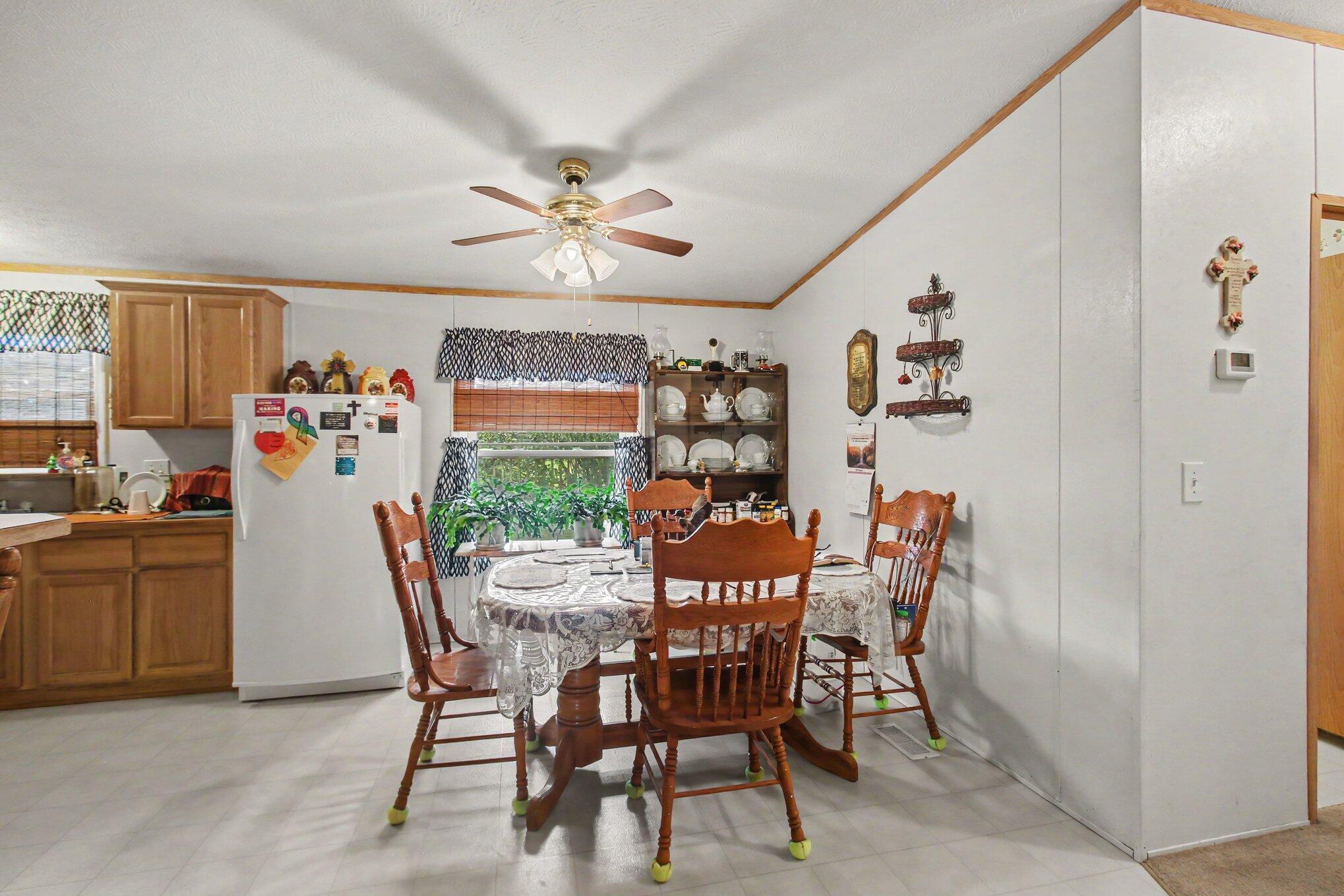 5264 Amy Drive Property Photo 8