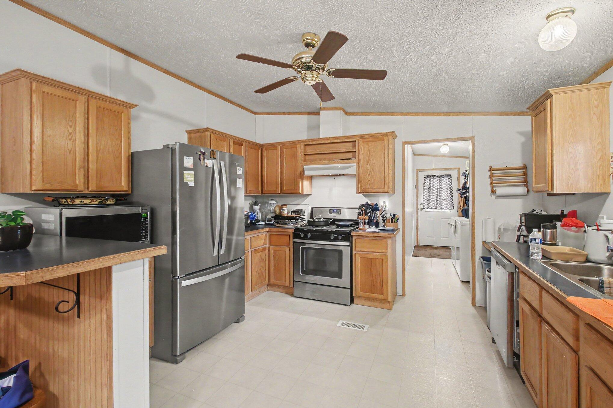 5264 Amy Drive Property Photo 10