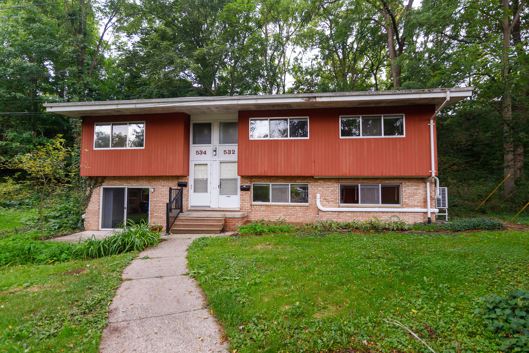 532 Bemidji Court Lower Property Photo 1