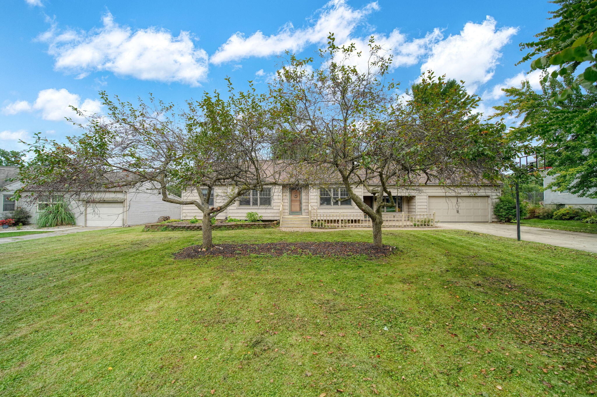 125 Sagamore Street Property Photo 2