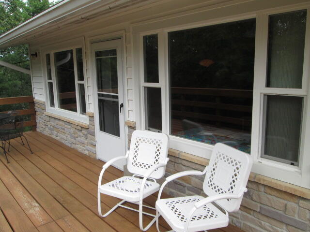 8453 N Perry Avenue Property Photo 1