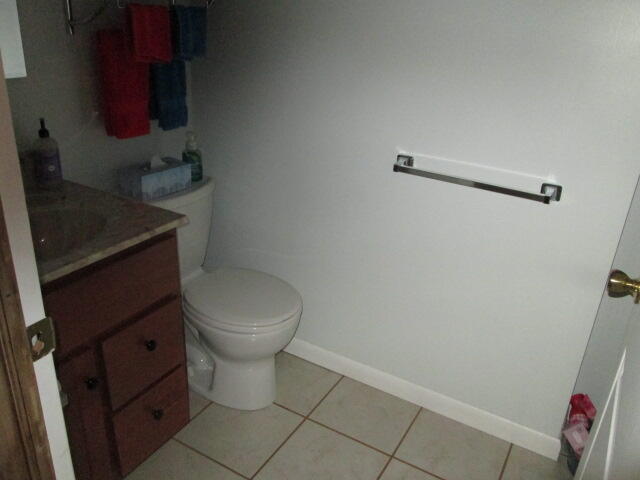8453 N Perry Avenue Property Photo 4