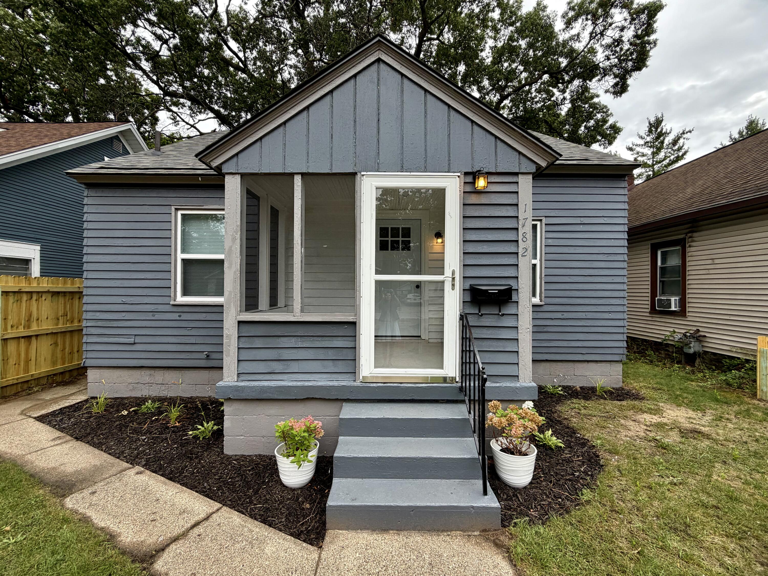 1782 Wood Street Property Photo 1