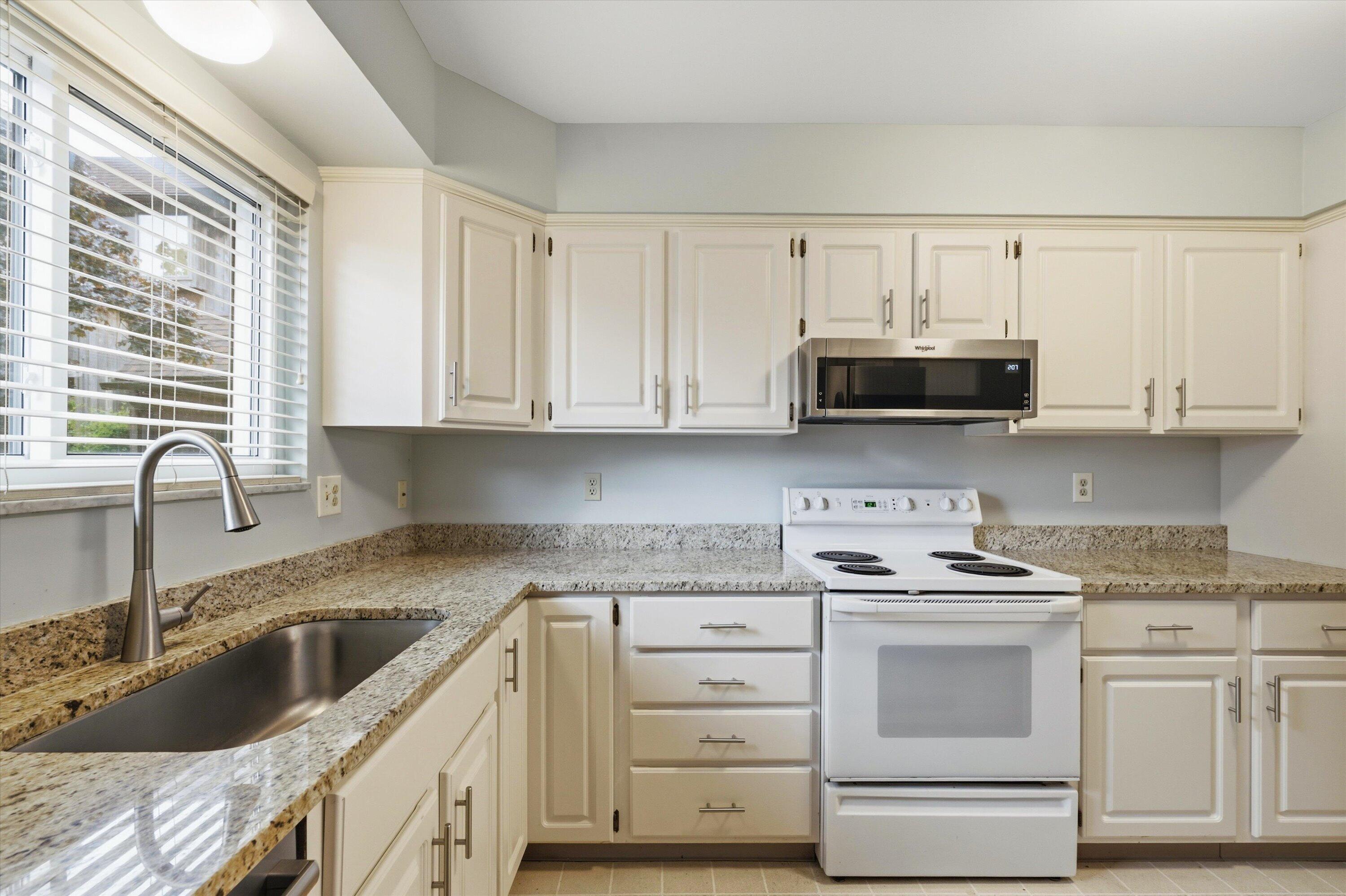 2031 Pauline Court Property Photo 7