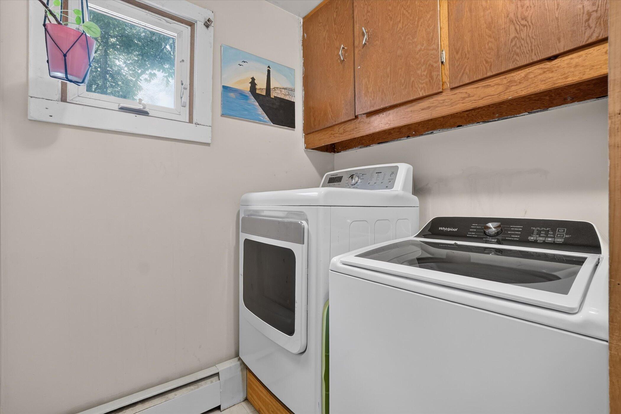 671 N Jackson Street Property Photo 23