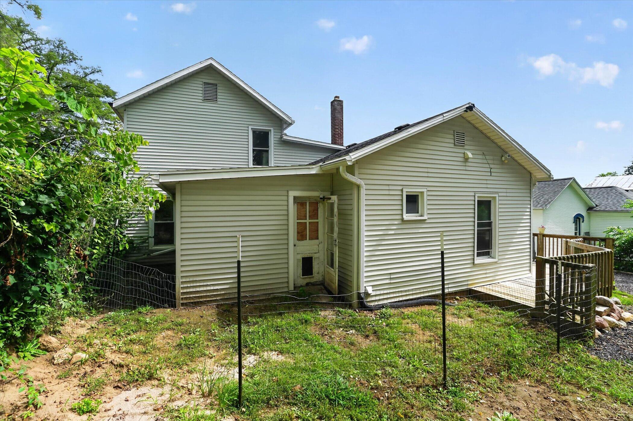 671 N Jackson Street Property Photo 34