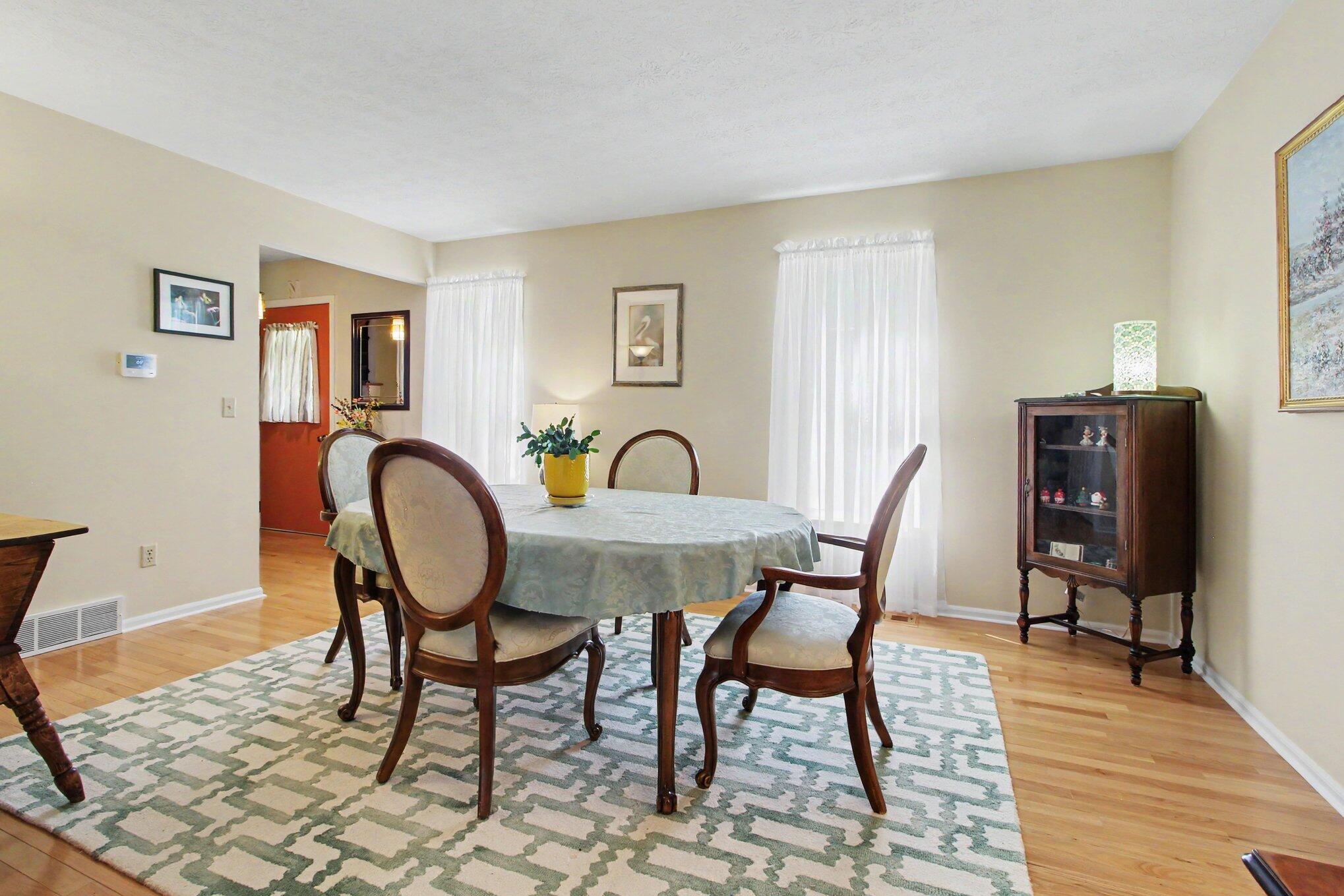 2603 Lone Oak Drive Property Photo 5