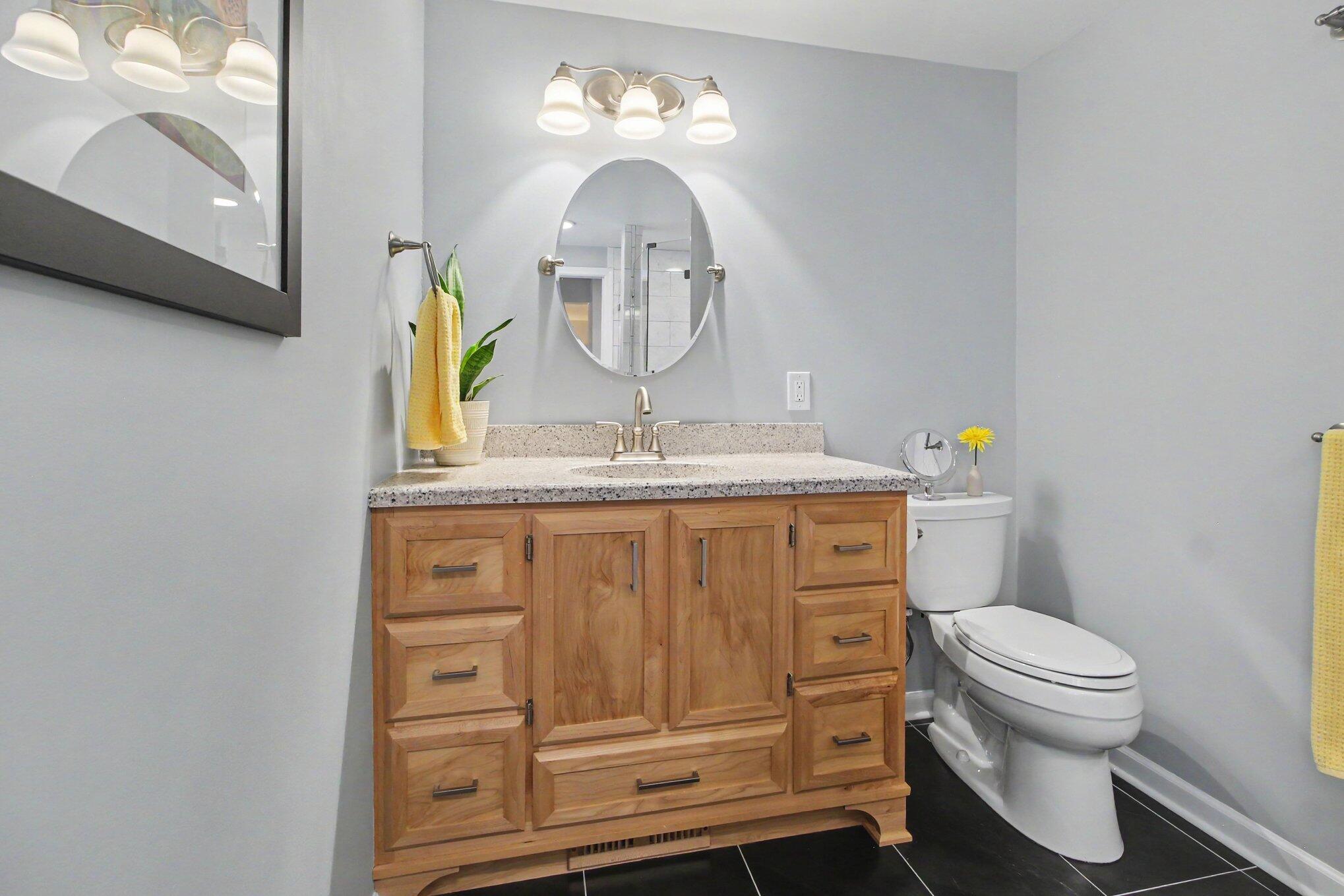 2603 Lone Oak Drive Property Photo 8