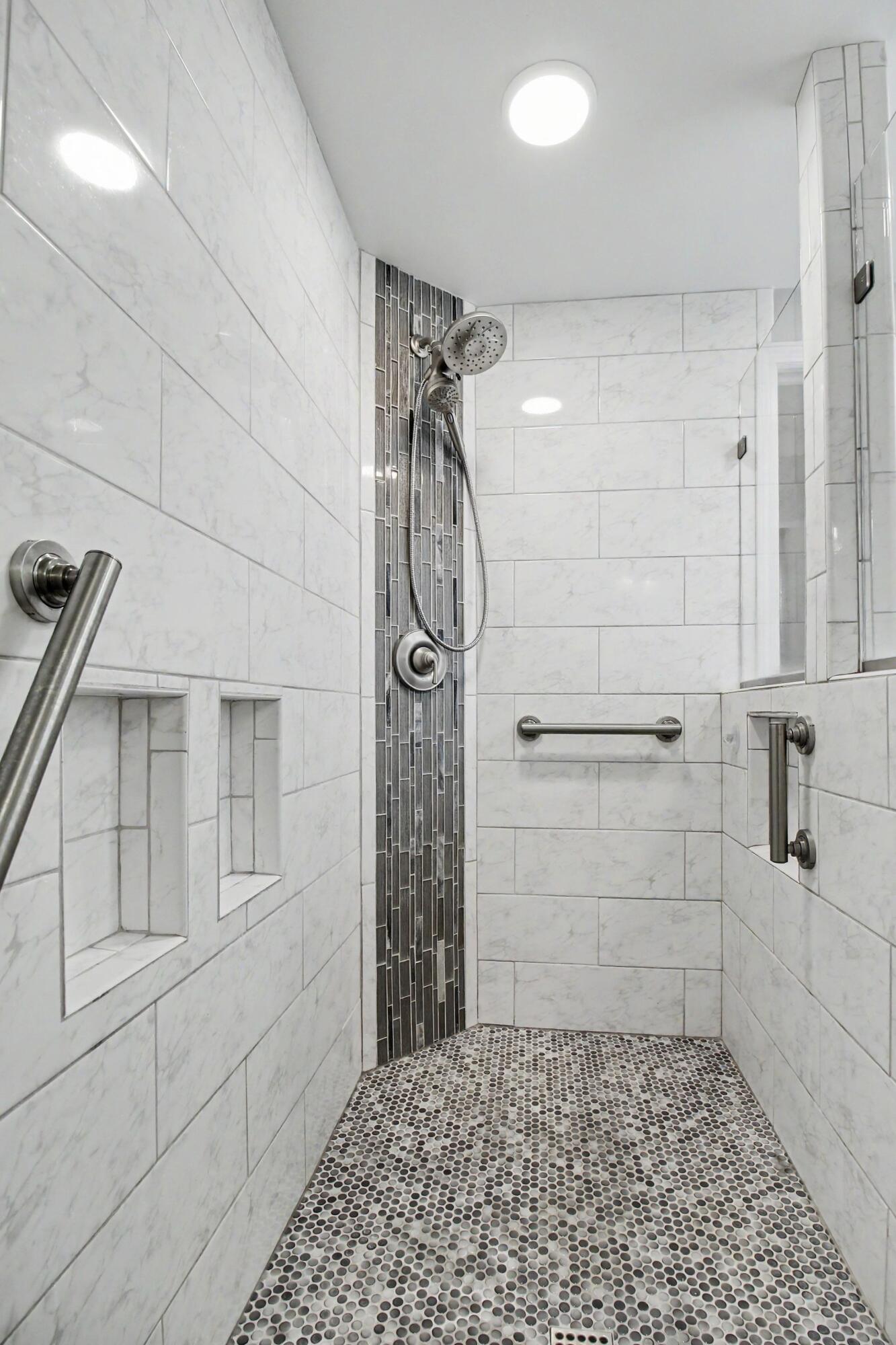 2603 Lone Oak Drive Property Photo 9