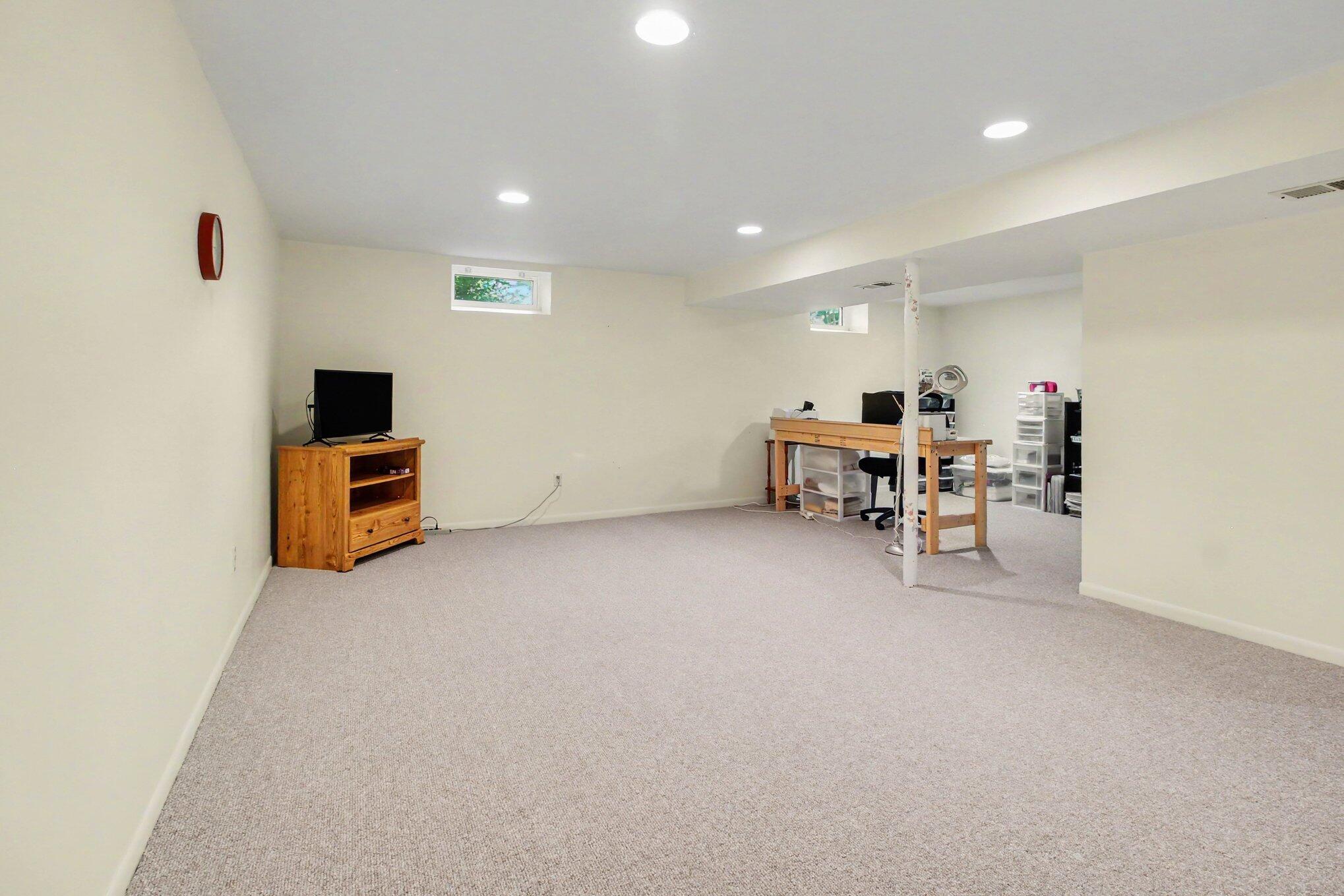2603 Lone Oak Drive Property Photo 11